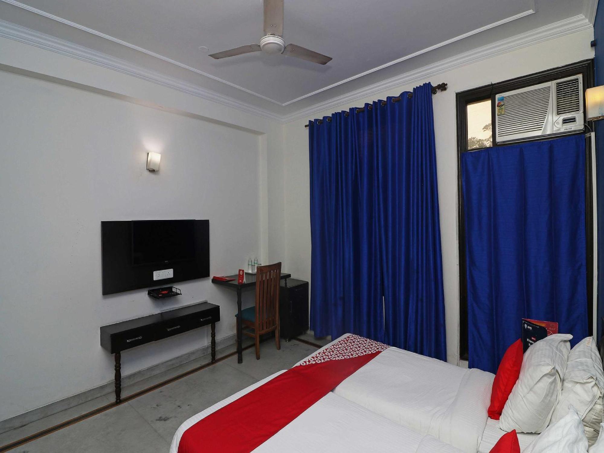 Hotel O Golden Cafe Chennai Bagian luar foto